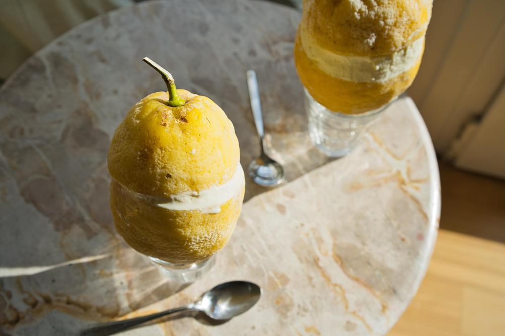 Zitroneneis mit Mascarpone: Von Kern bis Schale auf Zitrone eingestellt ...