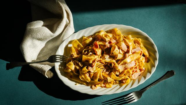 Schinkennudeln: Nudelreste? Einfach verbraten!