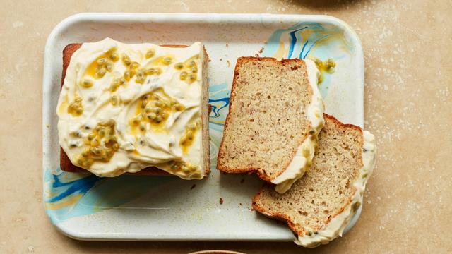 Bananenbrot mit Passionsfrucht: Alles Banane!