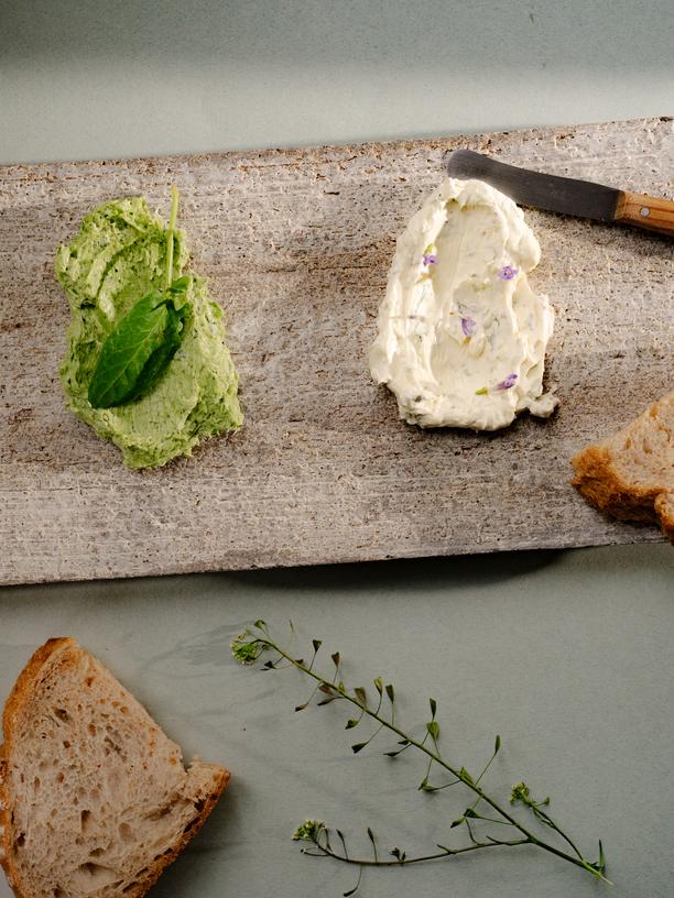 Wildkräuterbutter: Wildkräuter lehren das gute Leben