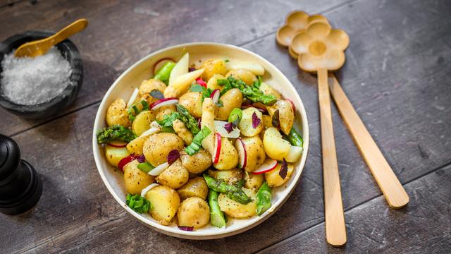 Kartoffelsalat mit Spargel: Kartoffel gut, alles gut