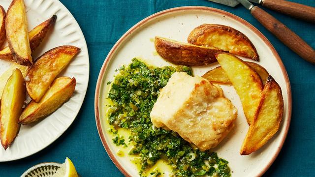 Kabeljau mit Koriander-Chili-Ezme : Ab ins Grüne