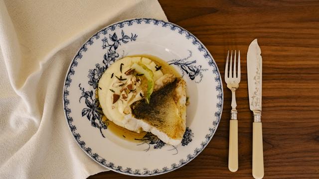 (+) Zander mit Blumenkohl: Ein 