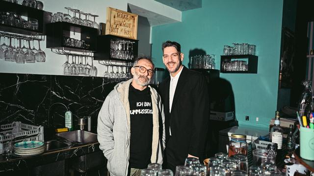 (+) Israelisch-Palästinensisches Restaurant: 