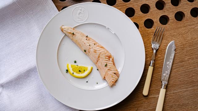 (+) Seeforelle in Salzkruste: Salzige Symphonie mit Seeforelle