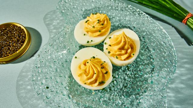 Œufs Mayonnaise mit Kaviar: Œufs Mayonnaise mit oder ohne Kaviar