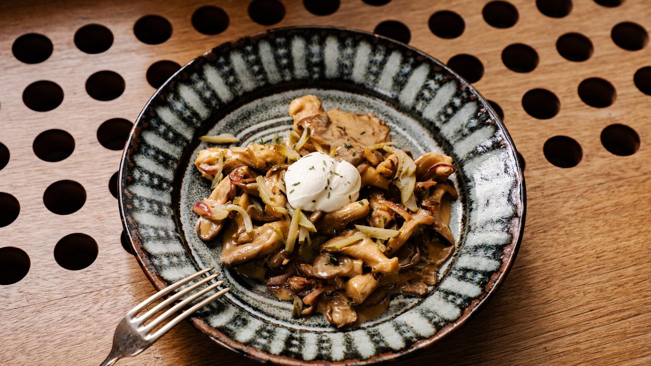 Pilz-Stroganoff: Pilzpfanne aus dem ältesten vegetarischen Restaurant der Welt