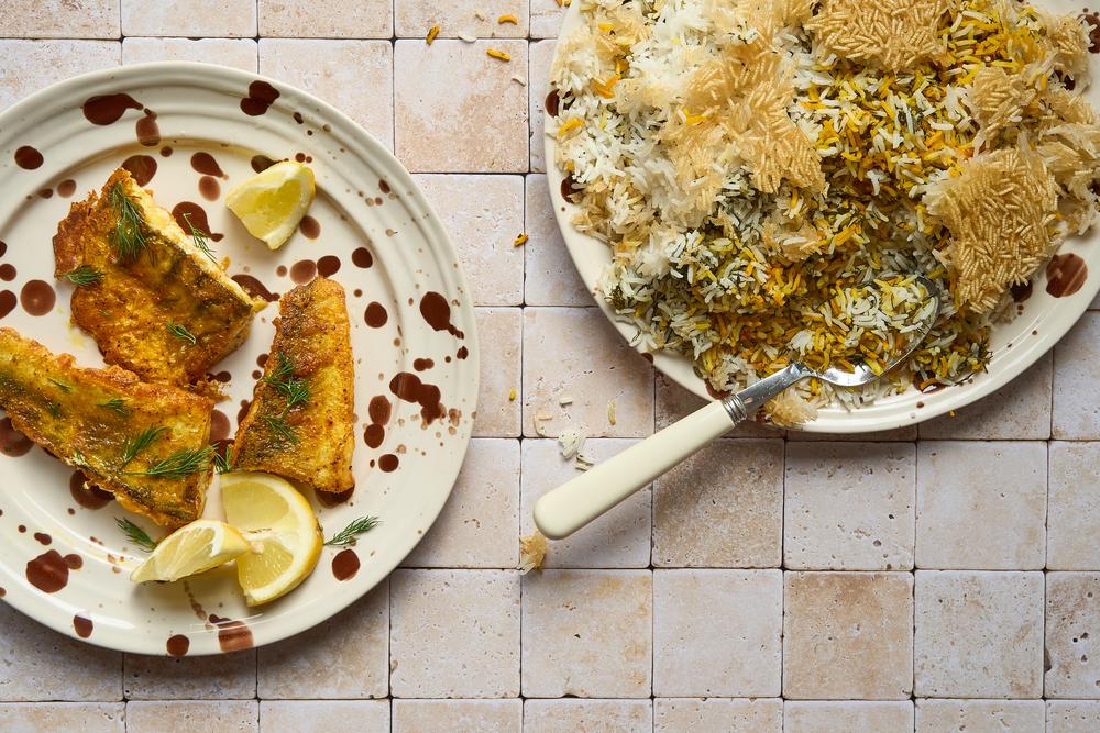  Traditionell wird Sabzi Polo ba Mahi zum persischen Neujahr zubereitet.