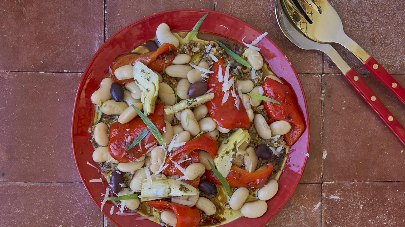 Antipastisalat mit Artischockenpesto: Gigantes gut, alles gut