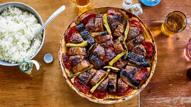 Fırında Patlıcanlı Kebabı: Kräftige Köfte