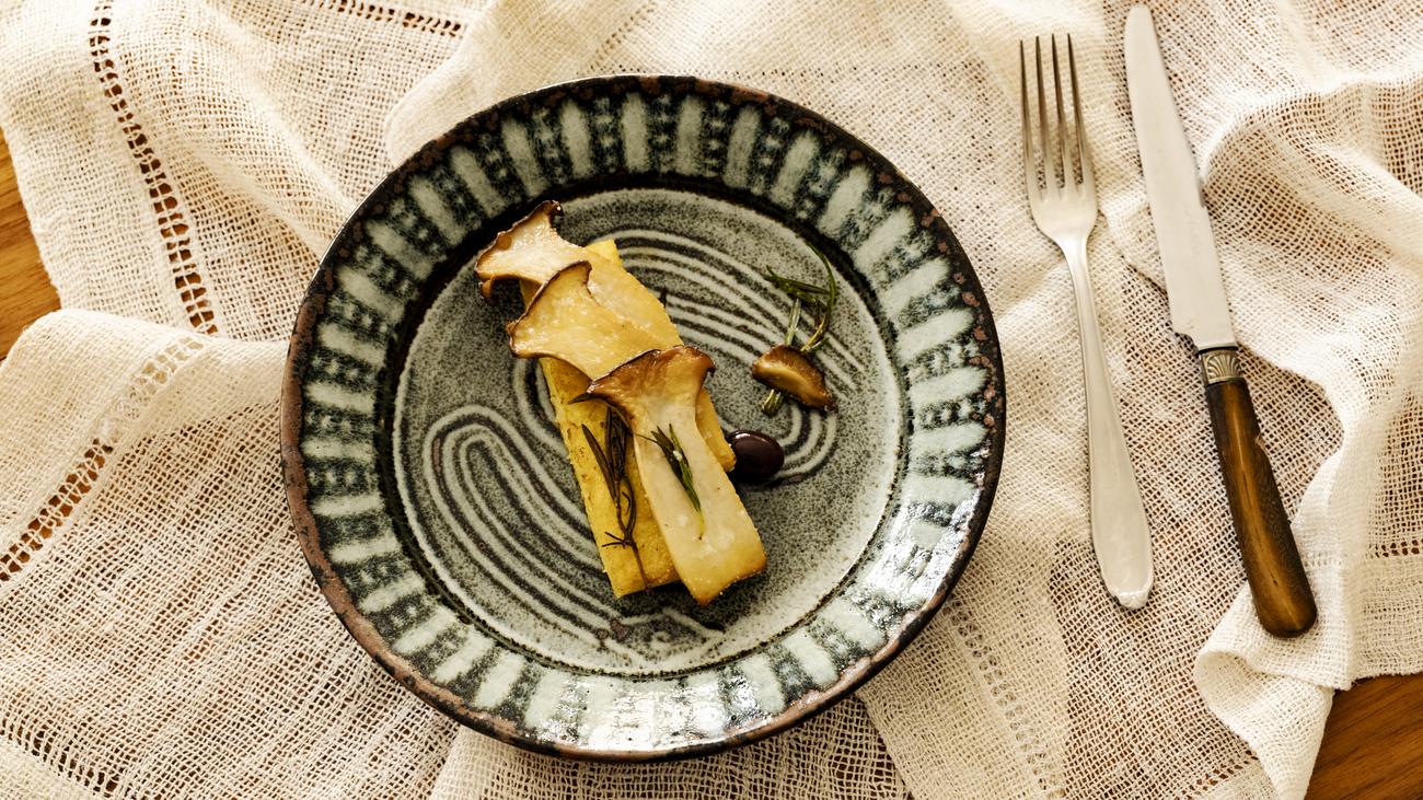 Rosmarin-Pilze und Polenta: Rosmarin, dein Freund und Helfer