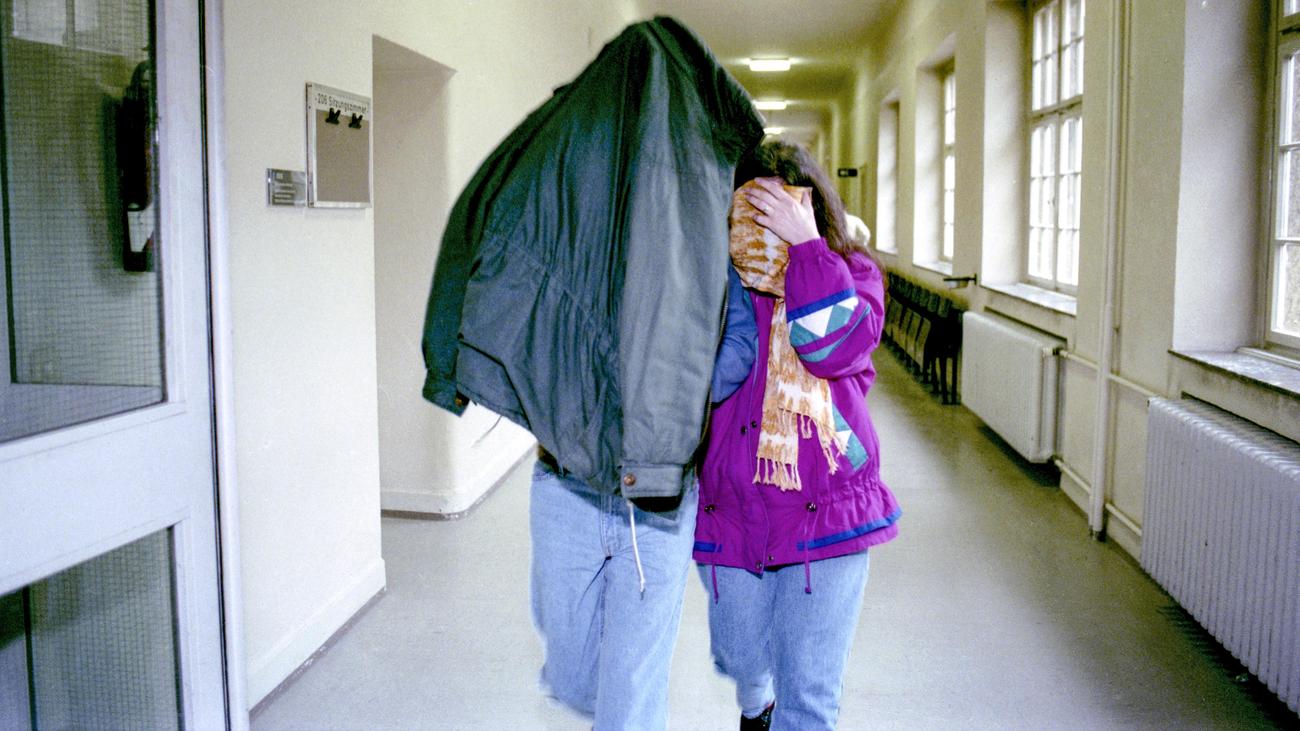 Kindesmissbrauch: Sechzehn Kinder, fünfundzwanzig Angeklagte, ein fataler Irrtum