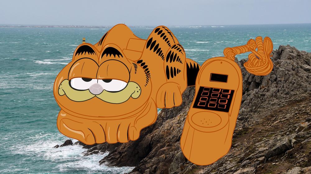 Seit über dreißig Jahren werden diese Garfield-Telefone an Frankreichs Atlantikküste geschwemmt. Jetzt weiß man, woher sie kommen. 