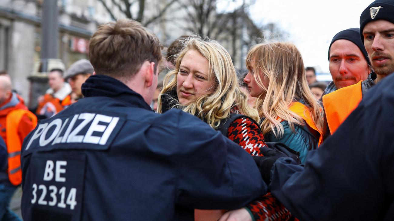 Bundesweite Razzia: Wer Ist Die Letzte Generation? | ZEIT Campus