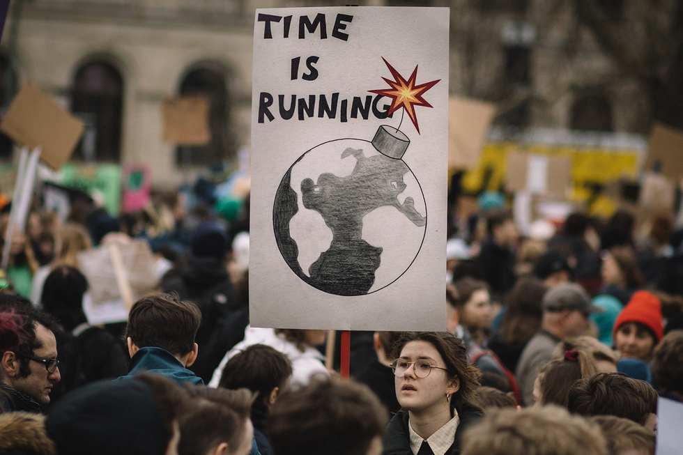"Time is running" – eines von vielen Demo-Schildern heute bei Fridays for Future. 